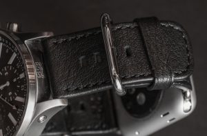 Sinn Dual Strap System Allows Apple Watch & Sinn Watch On The Same Wrist Luxury Items